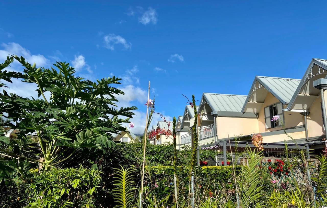 Le Jardin Kerveguen, Calme, Confort Et Deco Unique, Mer A 8 Min, St Pierre-Tampon 400 Ле-Тампон Экстерьер фото