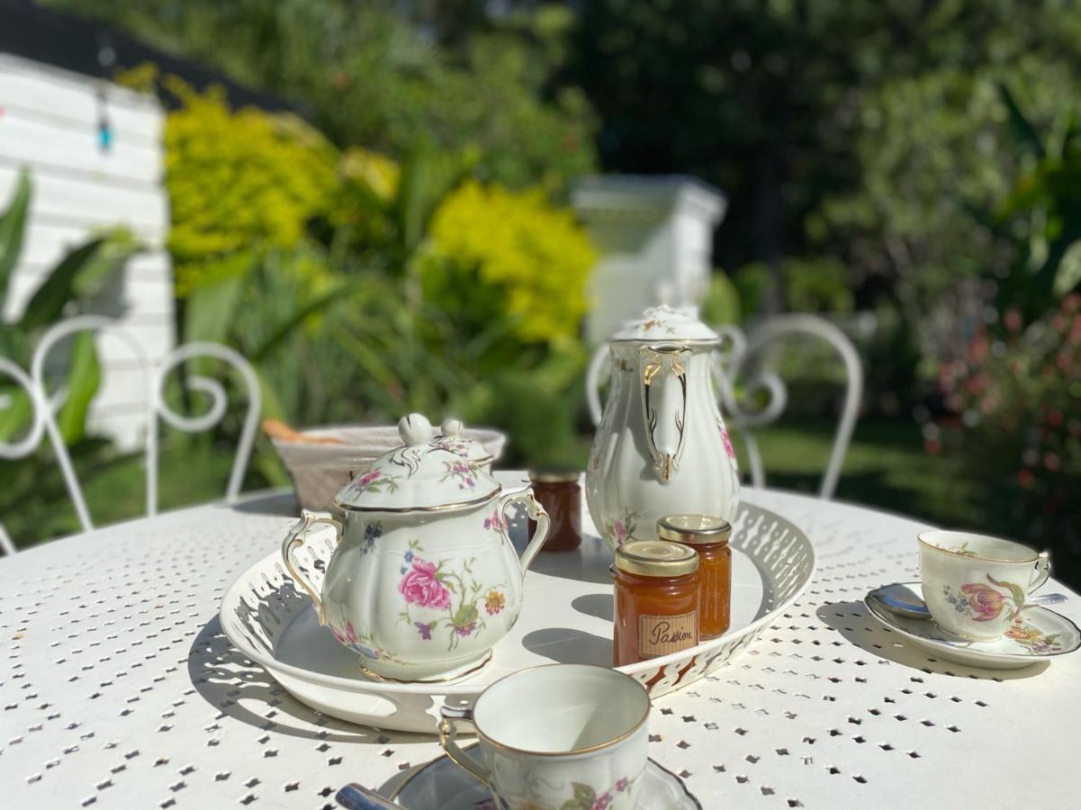 Le Jardin Kerveguen, Calme, Confort Et Deco Unique, Mer A 8 Min, St Pierre-Tampon 400 Ле-Тампон Экстерьер фото